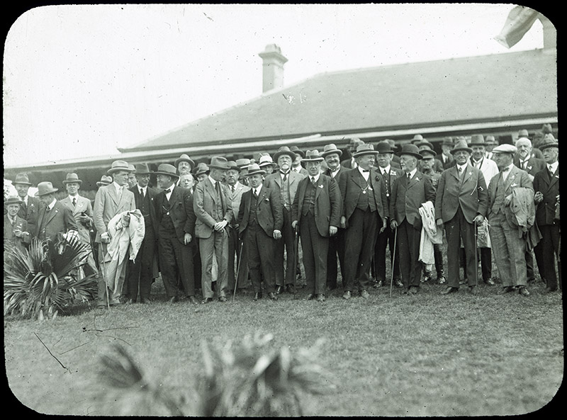 52 - 19. Delegates at Newstead, Breakfast Creek.jpg - 52 - Delegates at Newstead, Breakfast Creek
